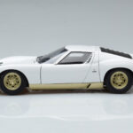 Lamborghini Miura SV Biely AUTOart 1:18 - image 5 of 8
