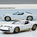 Lamborghini Miura SV Biely AUTOart 1:18 - image 8 of 8