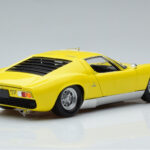 Lamborghini Miura SV Žltý Kyosho 1:18 - image 3 of 11