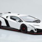 Lamborghini Veneno Biely AUTOart 1:18 - image 6 of 8