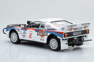 Lancia 037 Martini #8 A. Bettega / M. Perissinot Safari Rally 1985 Kyosho 1:18 08306J Kov – obrázok 7 z 8