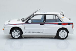 Lancia Delta HF Integrale 6 Biely Kyosho 1:18 08344E Kov – obrázok 5 z 8