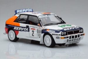 Lancia Delta HF Integrale Evoluzione #2 C. Sainz / L. Moya Tour de Corse 1993 Kyosho 1:18 08348J Kov – obrázok 5 z 9