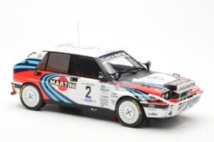 Lancia Delta Integrale 16V #2 M. Biasion / T. Siviero Rally Safari 1990 IXO 1:18 18RMC139A Kov – obrázok 4 z 6
