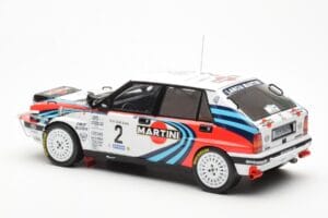 Lancia Delta Integrale 16V #2 M. Biasion / T. Siviero Rally Safari 1990 IXO 1:18 18RMC139A Kov – obrázok 5 z 6