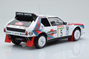 Lancia Delta S4 #5 M. Biasion / T. Siviero Rally San Remo 1986 IXO 1:18 18RMC130B Kov – obrázok 2 z 6