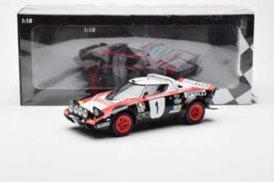 Lancia Stratos HF #1 Lancia Pirelli W. Rohrl / C. Geistdorfer Winners Dynabit Saarland Rallye 1978 Minichamps 1:18 155781701  – obrázok 6 z 6