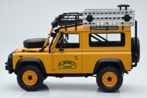 Land Rover Defender 90 Camel Trophy Borneo 1985 Almost Real 1:18 810213 Kov – obrázok 4 z 8