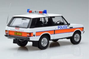 Land Rover Range Rover Polícia Almost Real 1:18 810115 Kov – obrázok 3 z 9