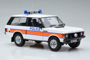 Land Rover Range Rover Polícia Almost Real 1:18 810115 Kov – obrázok 5 z 9