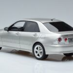Lexus IS200 XE10 Strieborný Otto 1:18 OT991 Živica - image 5 of 6