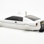 Lotus Esprit Type 79 James Bond The Spy Who Loved Me Submarine Biely AUTOart 1:18 - image 4 of 8