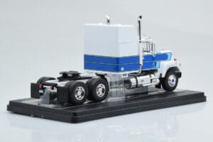Mack Superliner Magnum Biely Modrý IXO 1:43 TR165 Kov – obrázok 2 z 6