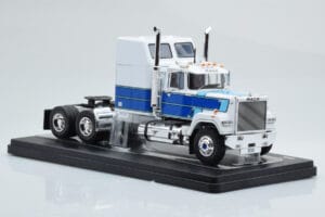 Mack Superliner Magnum Biely Modrý IXO 1:43 TR165 Kov – obrázok 4 z 6