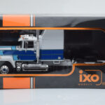Mack Superliner Magnum Biely Modrý IXO 1:43 - image 6 of 6