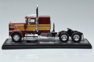 Marmon CHDT Červeno-Zlatý IXO 1:43 TR157 Kov – obrázok 3 z 6