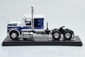 Marmon CHDT Biely Modrý IXO 1:43 TR083 Kov – obrázok 2 z 4