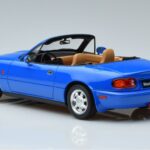 Mazda MX-5 NA Modrý Otto 1:18 OT934 Živica - image 5 of 6