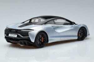McLaren Artura Strieborný GT Spirit 1:18 GT873 Živica – obrázok 2 z 6