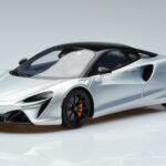 McLaren Artura Strieborný GT Spirit 1:18 GT873 Živica