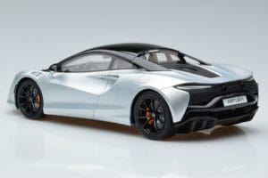 McLaren Artura Strieborný GT Spirit 1:18 GT873 Živica – obrázok 5 z 6
