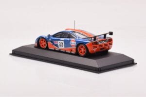 McLaren F1 GTR #33 Gulf Racing R. Bellm / M. Weaver / J-J. Lehto 24 Hours of Le Mans 1996 Minichamps 1:43 530164333 Kov – obrázok 3 z 4