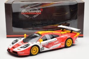 McLaren F1 GTR #40 J. O'Rourke / M. Sugden / P. Auberlein EMI 24 Hours of Le Mans 1996 UT Models 1:18 39820 Kov – obrázok 6 z 6