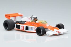 McLaren M23 #11 J. Hunt F1 World Champion 1976 MCG 1:18 MCG18612F Kov – obrázok 4 z 6