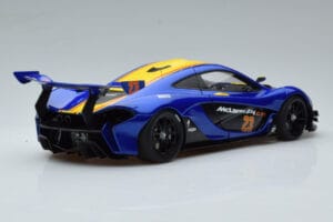 McLaren P1 GTR Modrá So Žltými Pruhmi AUTOart 1:18 81542 Kompozit – obrázok 3 z 7