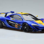 McLaren P1 GTR Modrá So Žltými Pruhmi AUTOart 1:18 - image 5 of 7