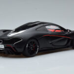 McLaren P1 Matná Čierna AUTOart 1:18 - image 3 of 9