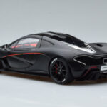 McLaren P1 Matná Čierna AUTOart 1:18 - image 6 of 9