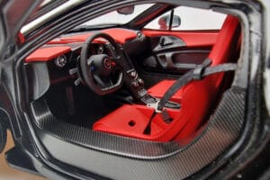 McLaren P1 Matná Čierna AUTOart 1:18 76027 Kov – obrázok 8 z 9