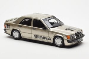 Mercedes 190E 2.3-16 W201 A. Senna Nurburgring Race of Champions 1984 Otto 1:18 OT1041 Živica – obrázok 4 z 6