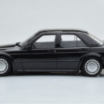 Mercedes 190E W201 2.5-16 Evo I Čierny Otto 1:18 - image 3 of 6