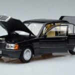 Mercedes 190 E W201 Limitovaná Edícia Norev 1:18 183823 Kov - image 2 of 10