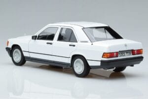 Mercedes 190 E W201 Biely Norev 1:18 183820 Kov – obrázok 6 z 7