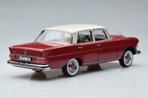 Mercedes 200 W110 Červený Norev 1:18 183706 Kov – obrázok 3 z 7