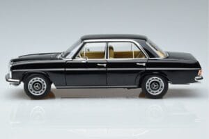 Mercedes 200 W115 Limitovaná Edícia Norev 1:18 183775 Kov – obrázok 5 z 8