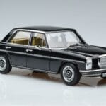 Mercedes 200 W115 Limitovaná Edícia Norev 1:18 183775 Kov - image 6 of 8