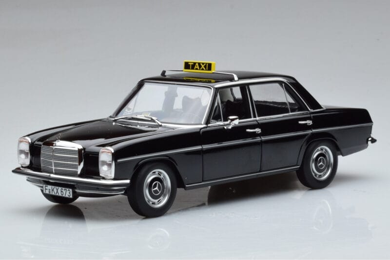 Mercedes 200 W115 Taxi Norev 1:18 183776 Kov