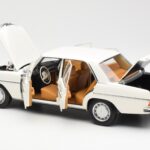 Mercedes 200 W115 Biely Norev 1:18 183770 - image 5 of 8