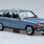 Mercedes 200T S123 Modrá Norev 1:18 - image 5 of 7