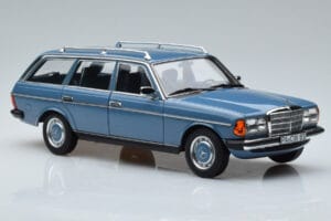 Mercedes 200T S123 Modrá Norev 1:18 183737 Kov – obrázok 5 z 7