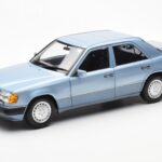 Mercedes 230E W124 Svetlomodrý Metalíza Norev 1:18