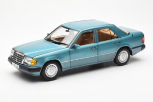Mercedes 230E W124 Beryl Metallic Edícia Dealera Norev 1:18 B66040698