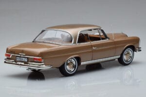 Mercedes 250 SE Coupe W111 Zlatá Metalíza Norev 1:18 183759 Kov – obrázok 3 z 7