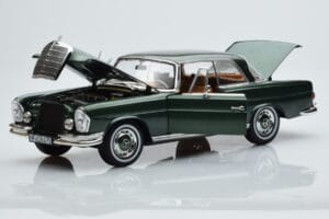 Mercedes 250 SE Coupe W111 Zelená Metalíza Limitovaná Edícia Norev 1:18 183764 Kov – obrázok 2 z 7