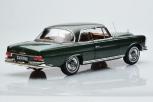 Mercedes 250 SE Coupe W111 Zelená Metalíza Limitovaná Edícia Norev 1:18 183764 Kov – obrázok 3 z 7