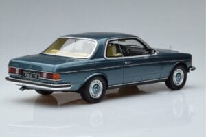Mercedes 280 CE C123 Modrý Otto 1:18 OT627 Živica – obrázok 2 z 6